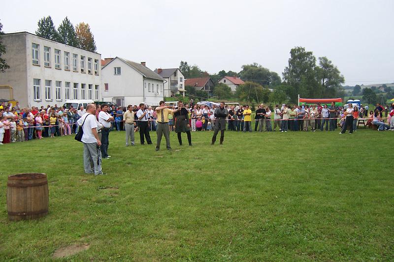 29.08 041