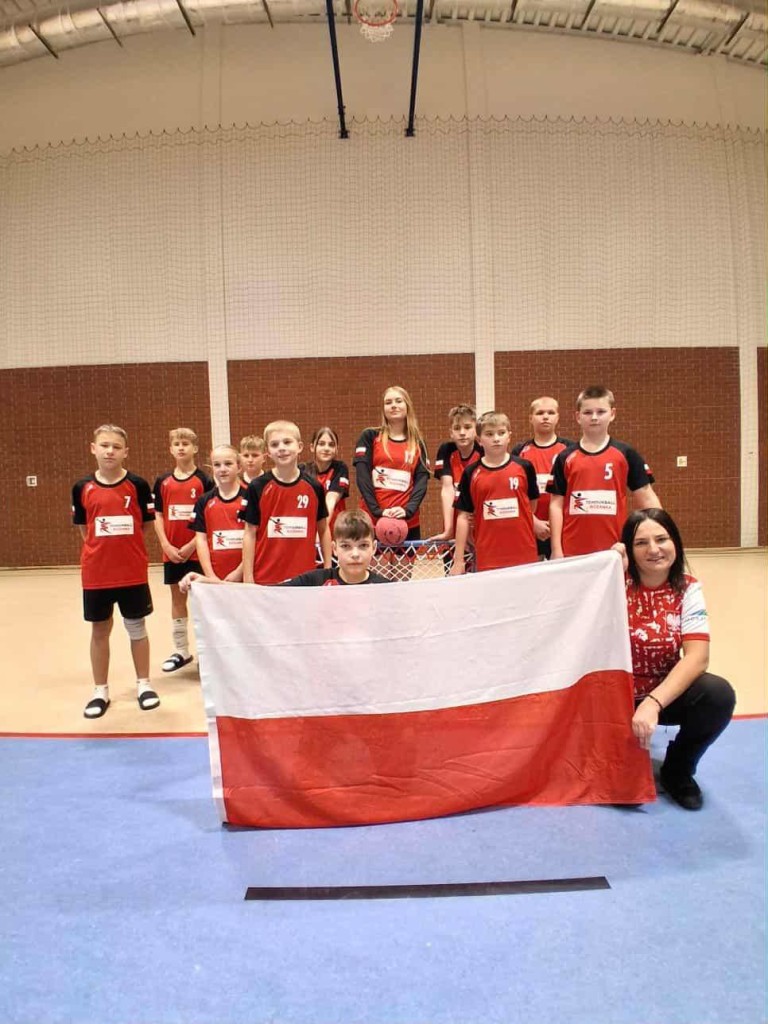 588022766_1385853273327192_3497385247051933332_n